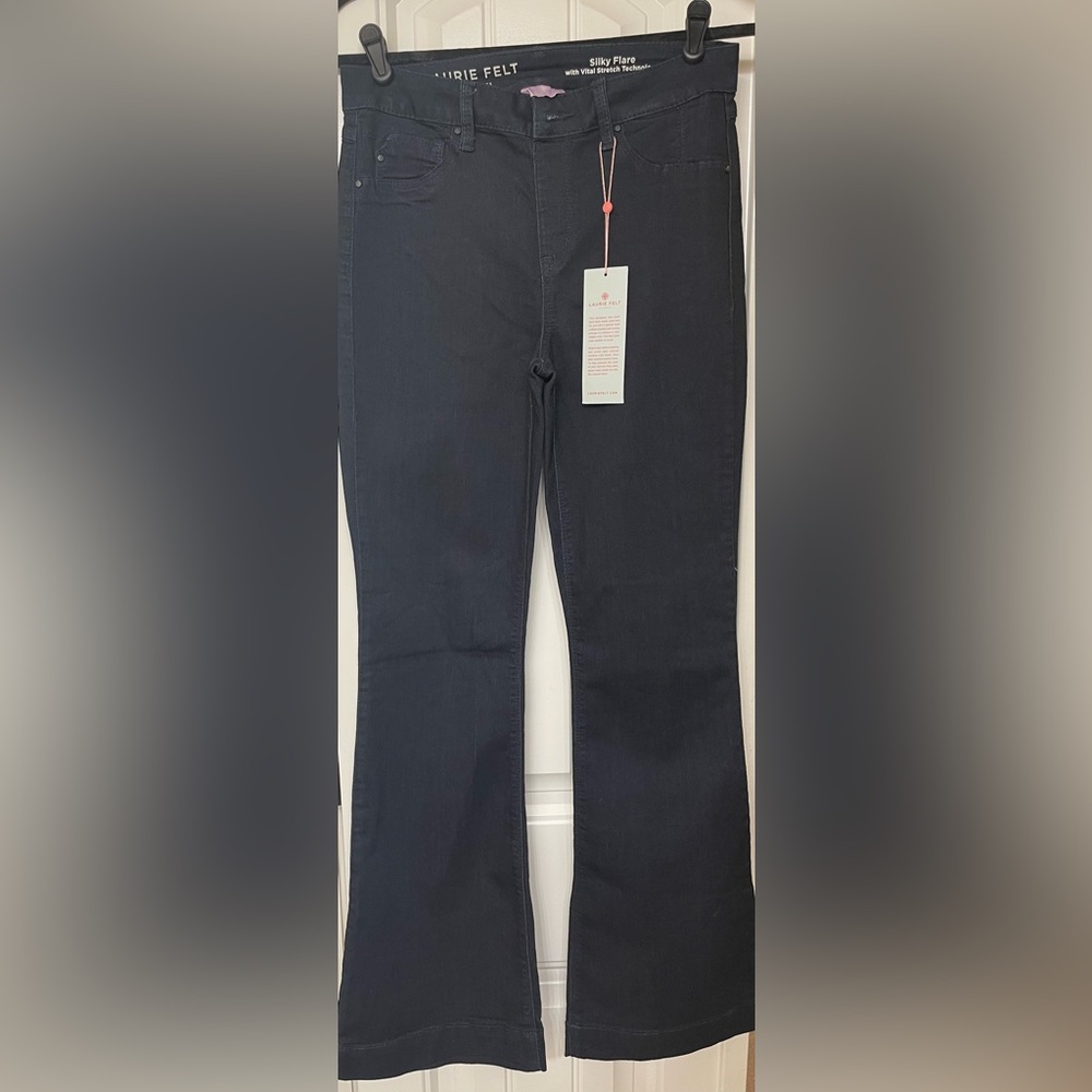 Laurie Felt Silky Flare dark wash jeans. Size Small (6-8)